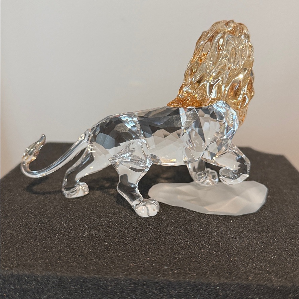 Swarovski Disney The Lion King Mufasa~ Retired - Picture 6 of 15